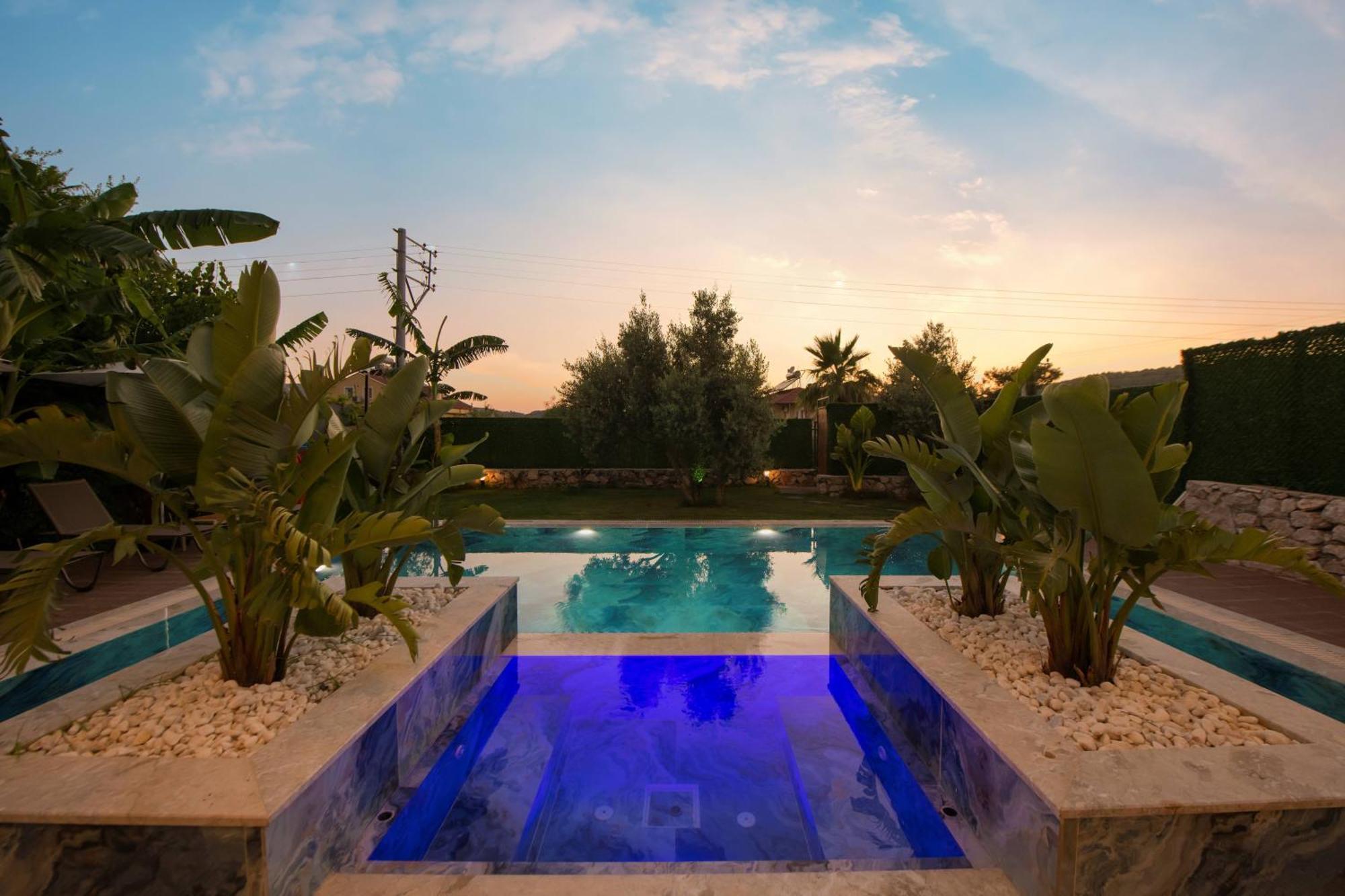 Villa Carya Oeluedeniz เฟทิเย ภายนอก รูปภาพ